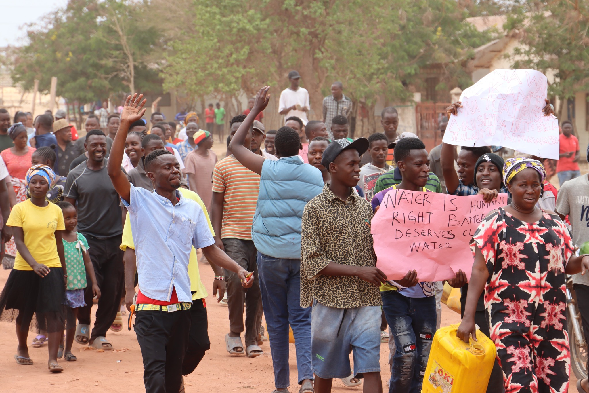 Wakaazi wafunga ofisi ya Mwakilishi wadi wa Bamba kwa kukosa maji